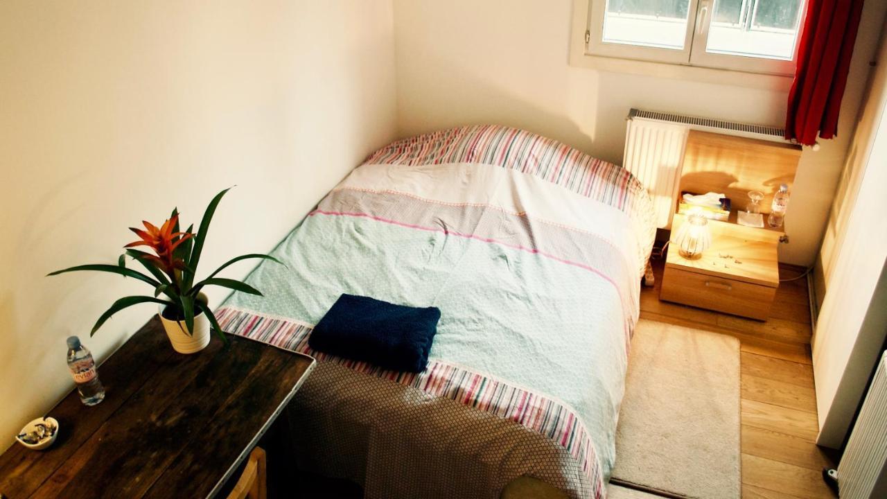 Stud SDB perso et taxi CDG extra Lägenhet Aulnay-sous-Bois Exteriör bild